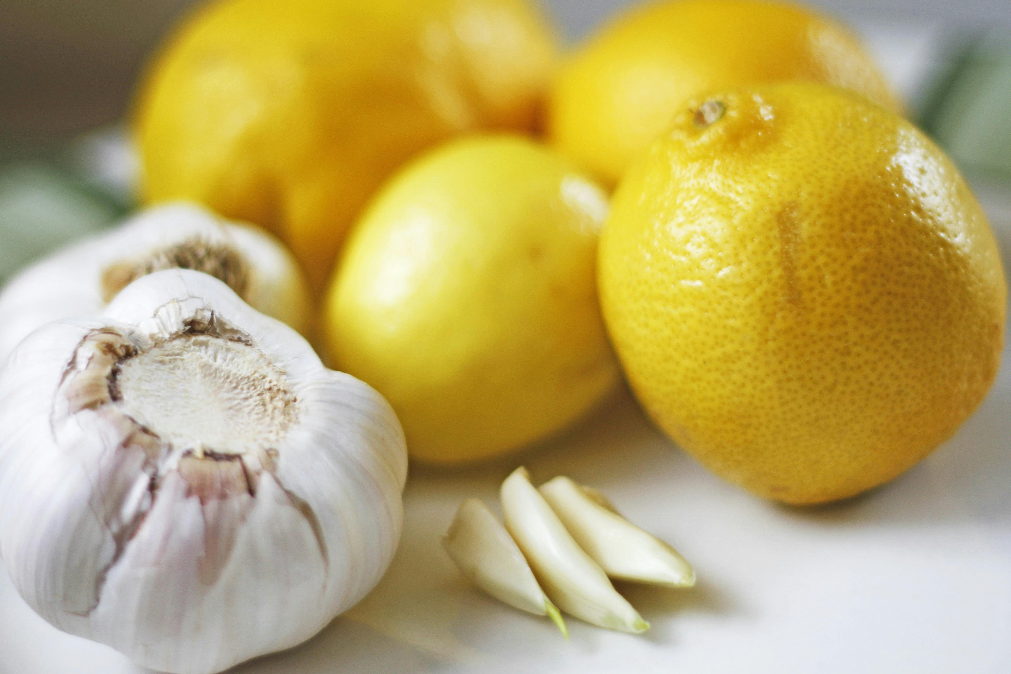 healthy garlic